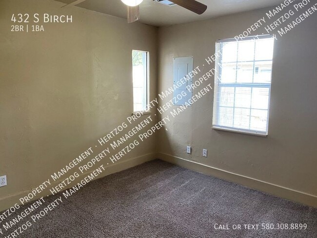 Building Photo - 432 S Birch-