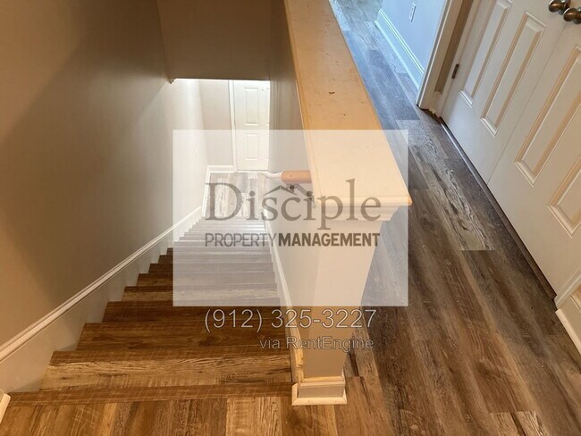 Building Photo - 67 Landing Way