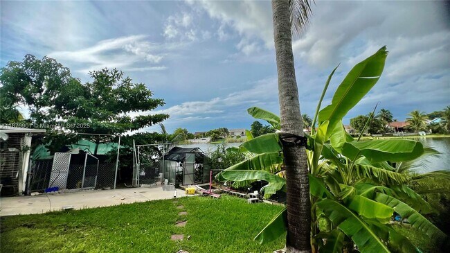 Building Photo - 15321 SW 59th St