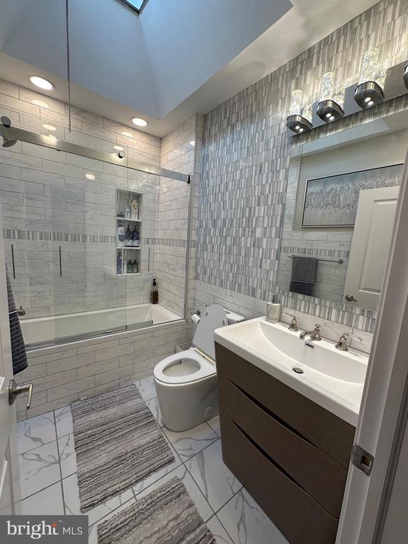 Building Photo - 3536 Mantua Ave