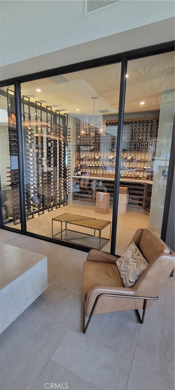 Building Photo - 82 Burgundy