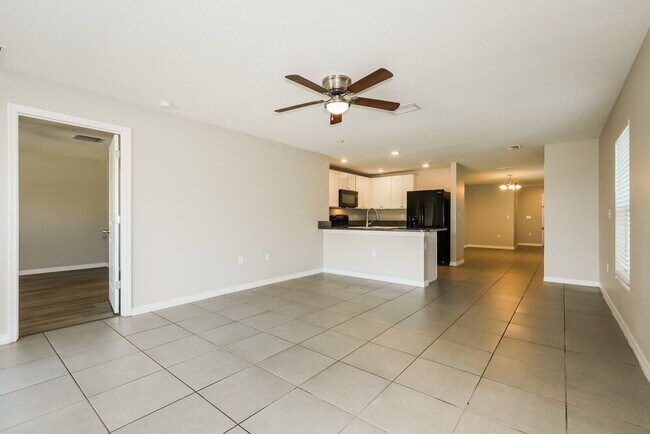 Building Photo - 11437 Stone Pine St