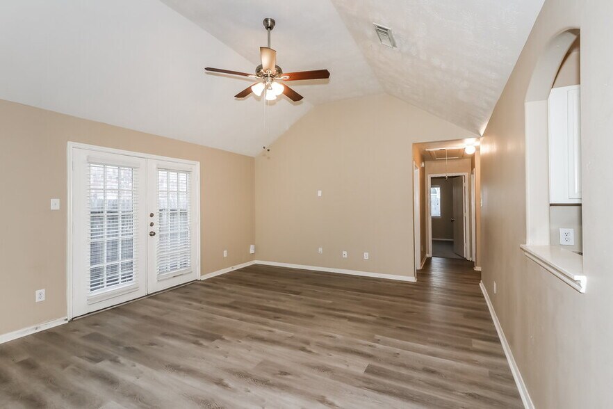 Building Photo - 6807 Arrowchase Ct