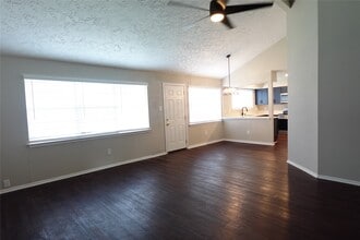 Building Photo - 20018 Cottonglade Ln