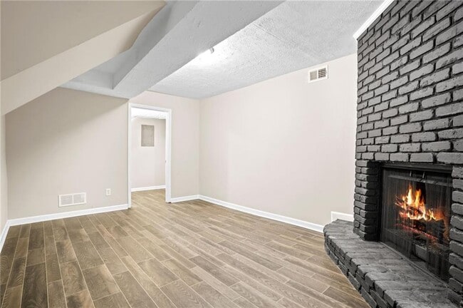 Building Photo - 1756 Harbin Rd SW