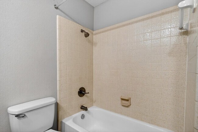 Building Photo - 3222 Preston Dr