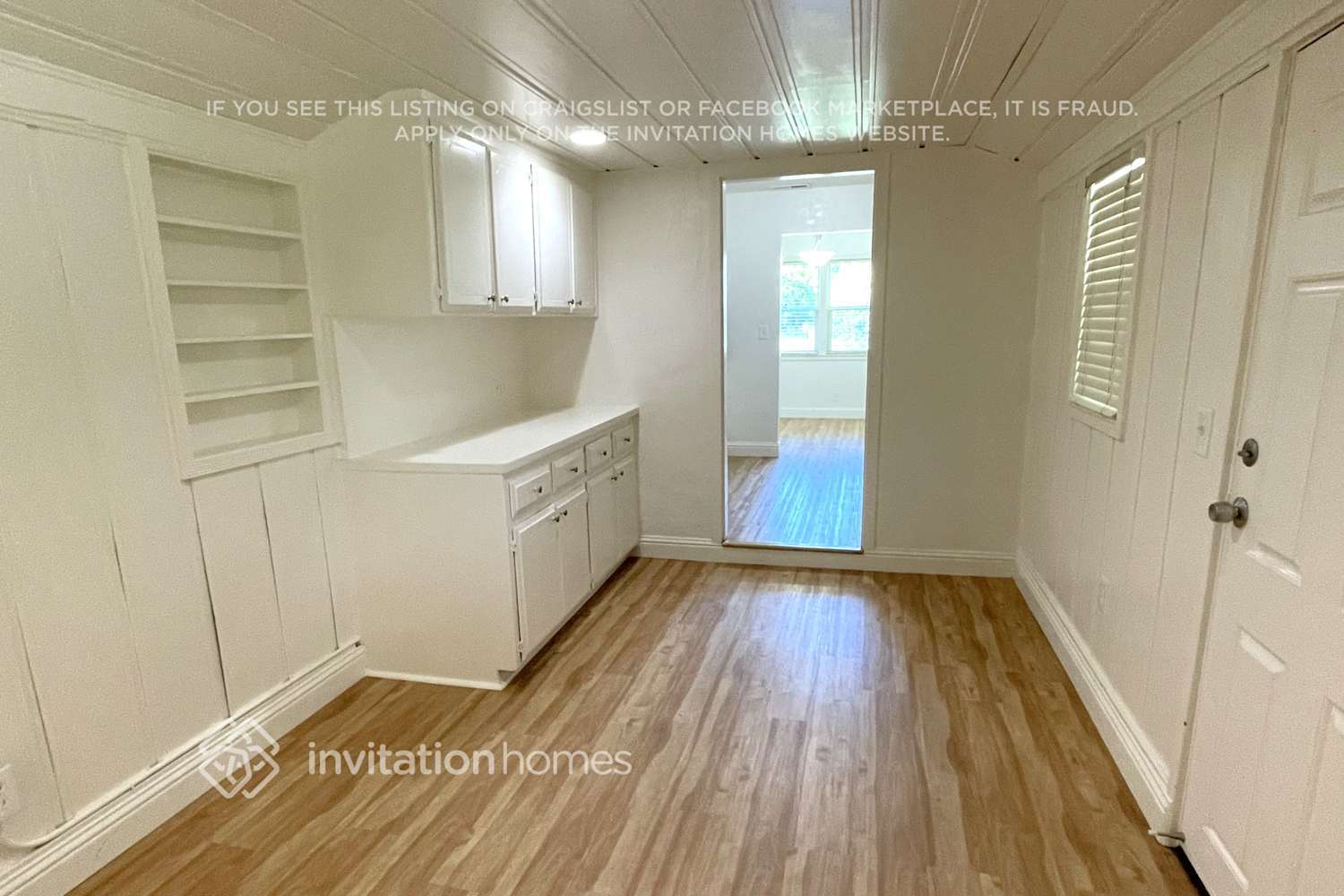 Building Photo - 3096 Yellowstone Ln