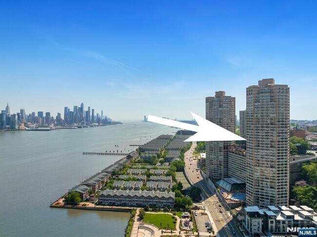 Building Photo - 7004 JFK Blvd E