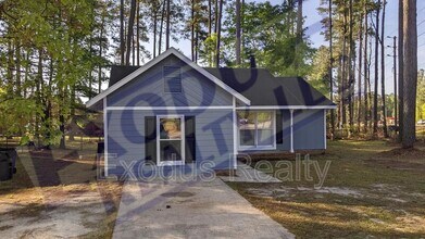 Building Photo - 157 Maranatha Cir