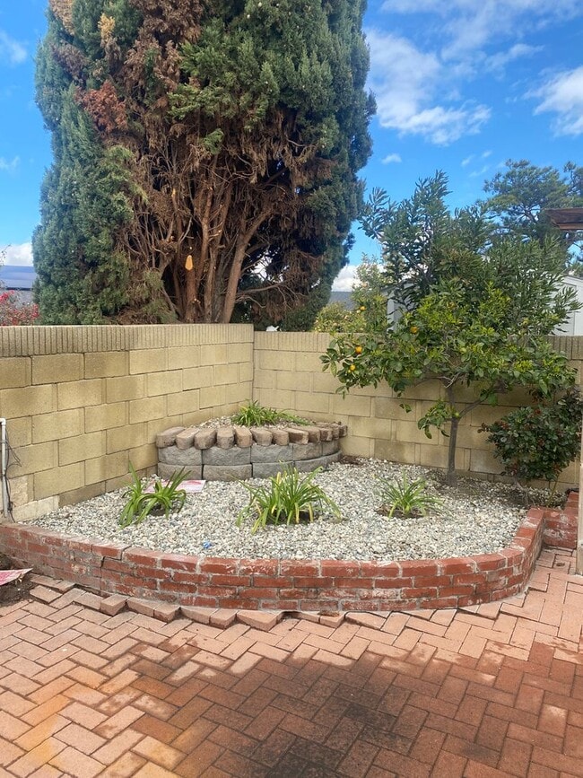 Building Photo - Harbor City- Single Family Home