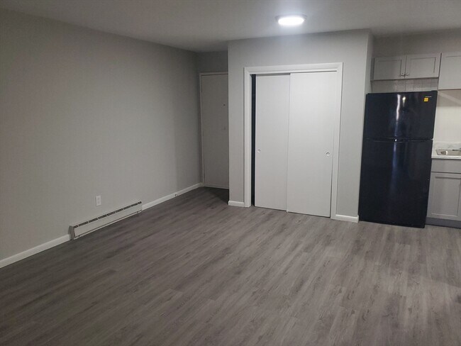 Building Photo - 760 Cummins Hwy