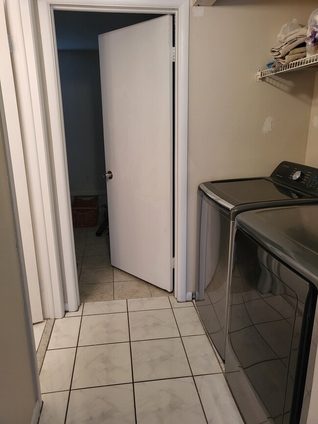 Building Photo - 2736 Haverhill Ct