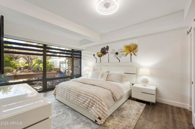 Building Photo - 7161 E Rancho Vista Dr