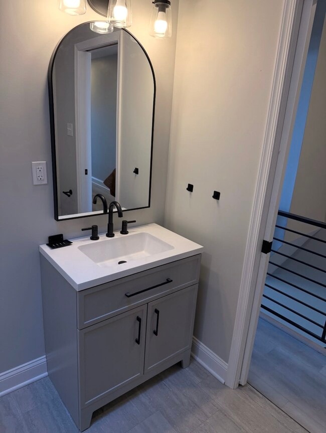 Building Photo - 5216 Florence Ave