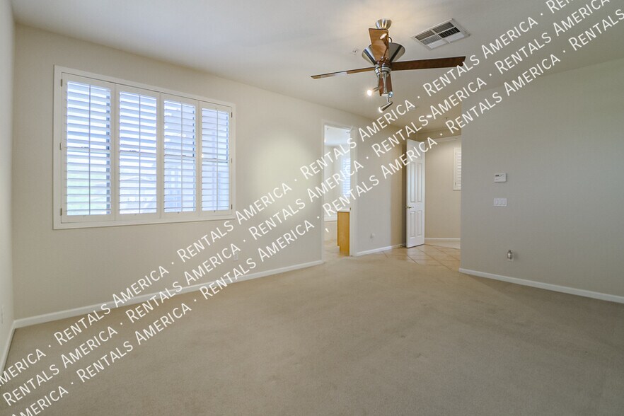 Building Photo - 20802 N Grayhawk Dr