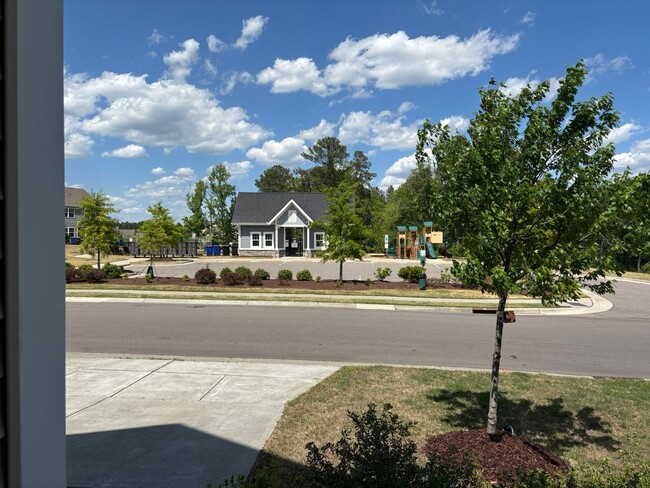 Building Photo - Beautiful 3-Bedroom Home in Copley Farm! Available Jul 1, 2026