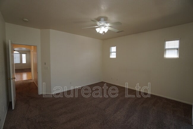 Building Photo - 194 Whitehaven Cir