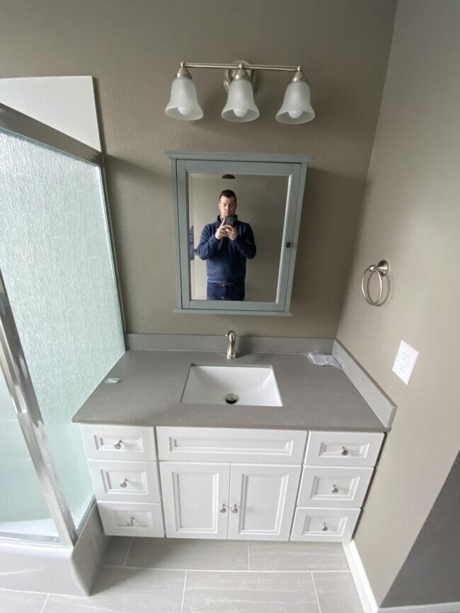 Building Photo - 4 bedroom in Daly City CA 94015