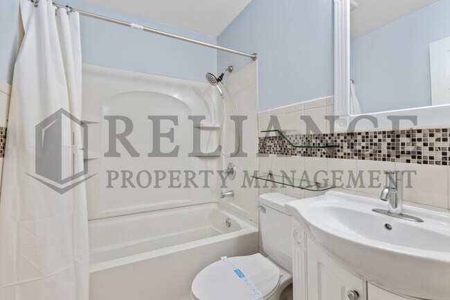 Building Photo - 1249 N Pershing St