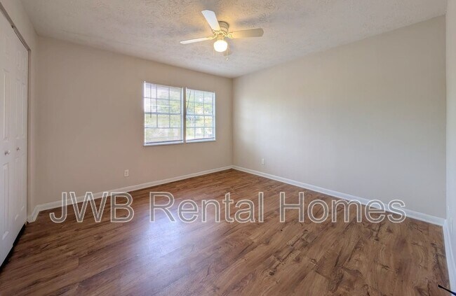 Building Photo - 2873 Yellow Pine Ct