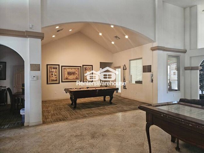 Building Photo - Beautiful 1-bedroom, 1-bathroom condo