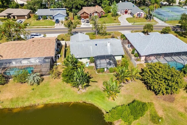 Building Photo - 4814 Country Oaks Blvd