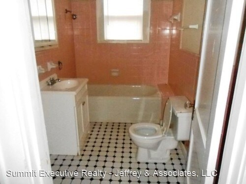 Building Photo - 3 br, 1 bath House - 254 Prospect St.