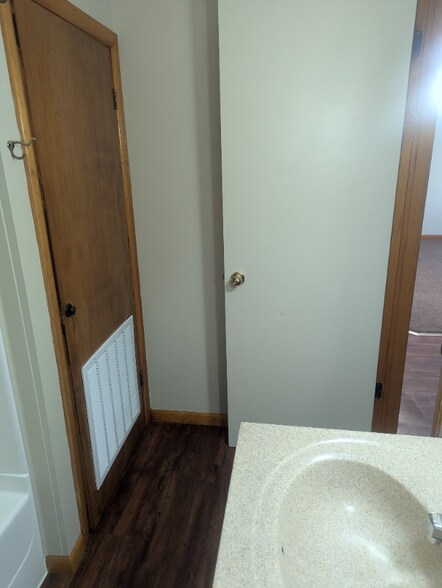Primary Photo - 404 S Union St