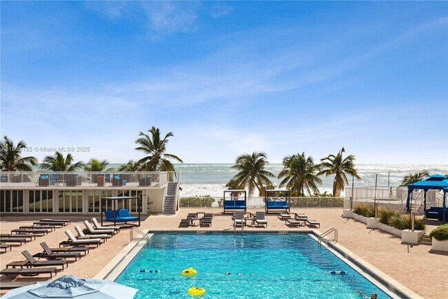 Building Photo - 5401 Collins Ave