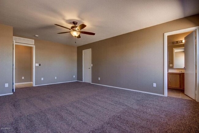 Building Photo - 11824 W Dahlia Dr