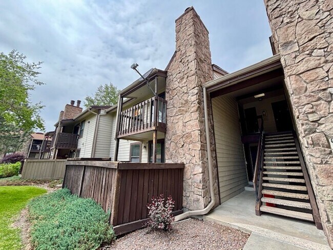 Building Photo - 7730 W 87th Dr