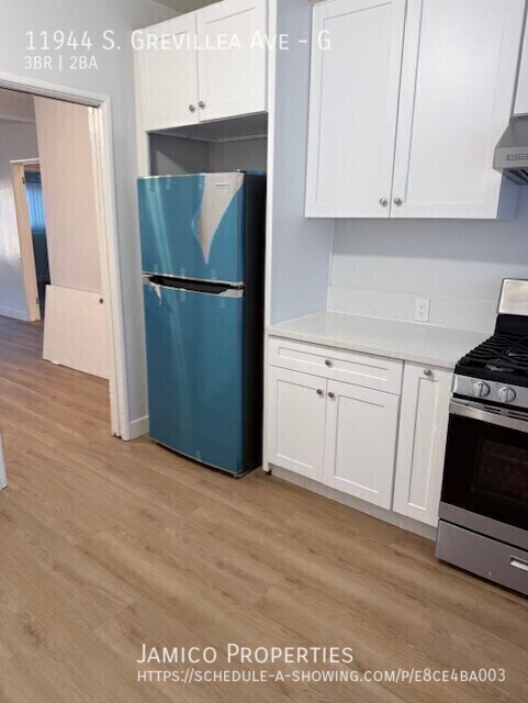 Building Photo - 11944 S Grevillea Ave