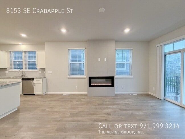 Building Photo - 8153 SE Crabapple St