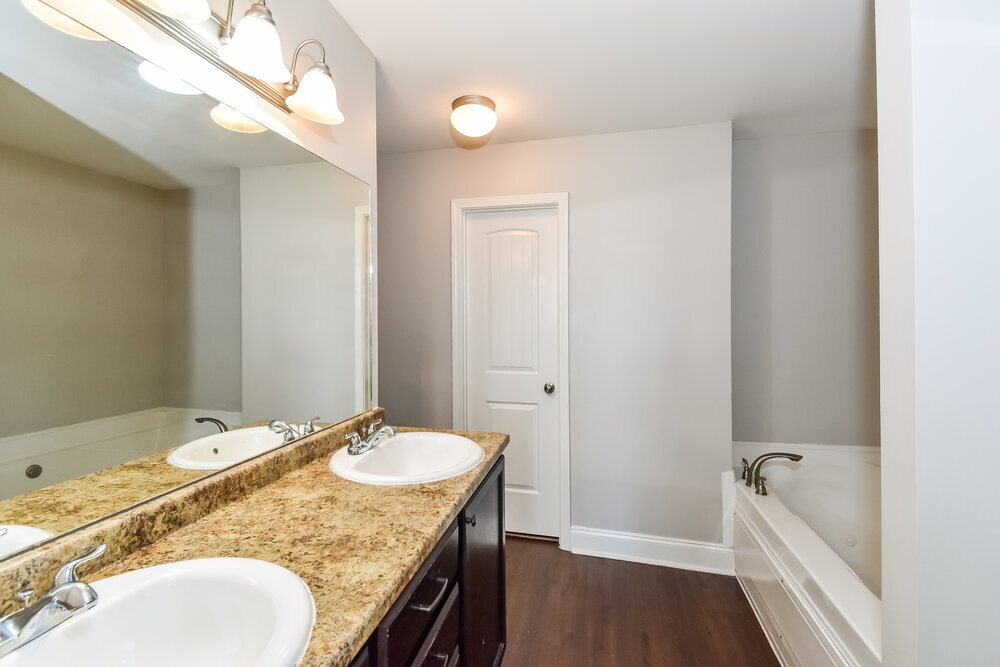 Building Photo - 8896 Willa Jean Cove