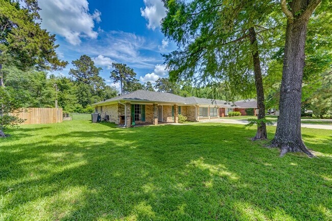 Building Photo - 24522 Glen Loch Dr