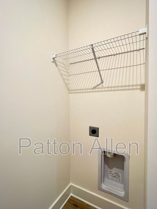 Building Photo - 117 N Christie Ct