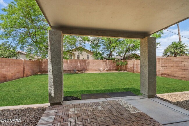 Building Photo - 20734 N 38th St