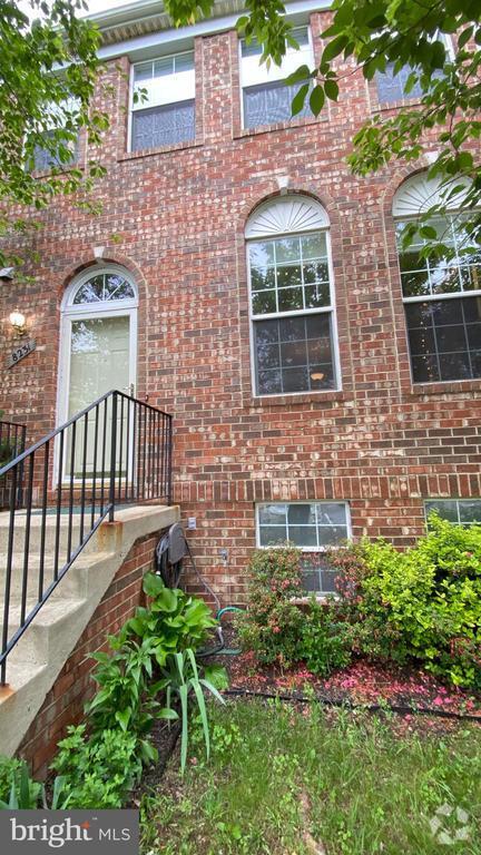 Building Photo - 8231 Ramseur Pl