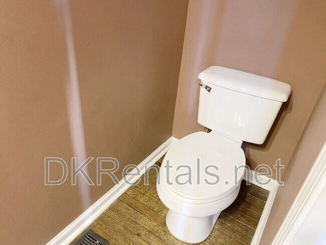 Building Photo - 3152 Blue Heron Pass