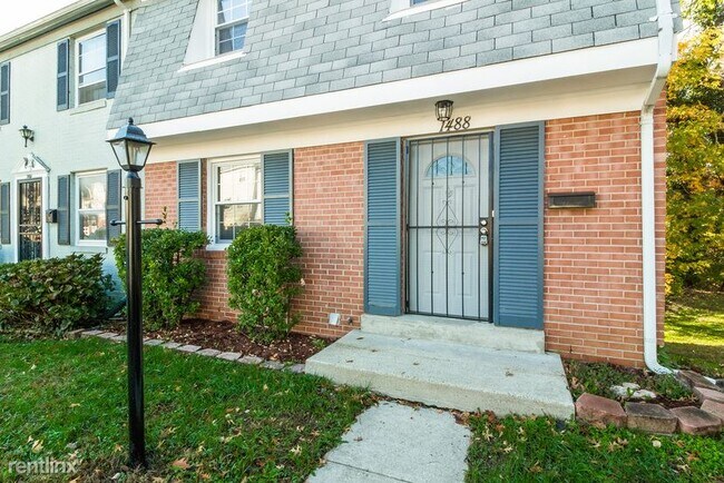 Building Photo - 1488 Potomac Heights Dr