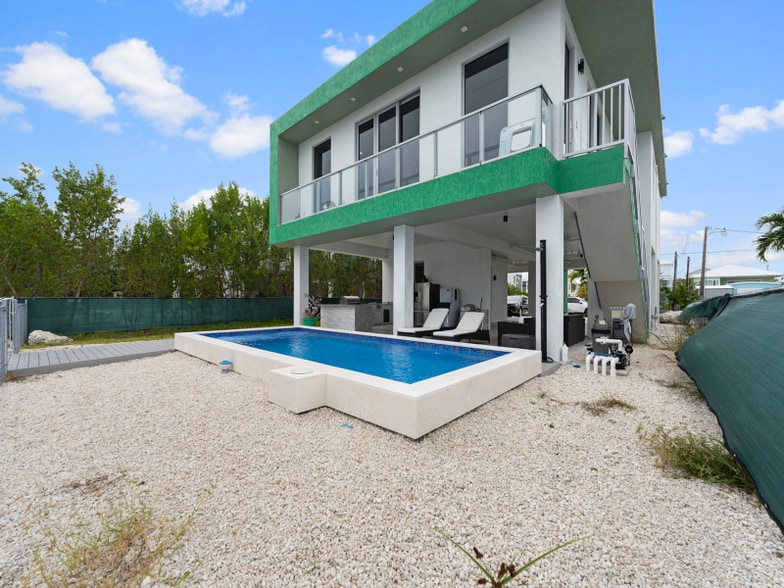 Primary Photo - 468 Bahia Honda Rd