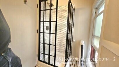 Building Photo - 3515 Grand Ave S