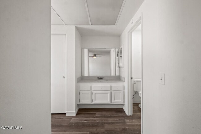 Building Photo - 1253 Morven St