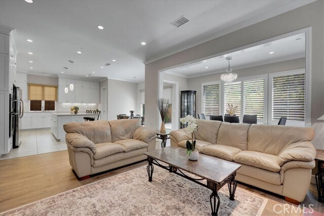 Building Photo - 54 Stetson