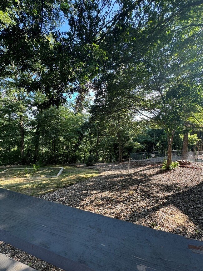 Building Photo - 47 Dalton Dr
