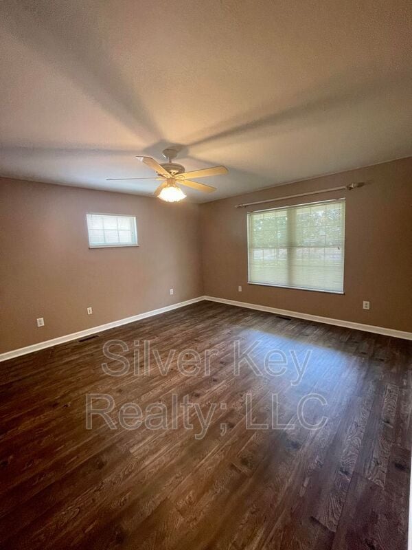 Building Photo - 127 Butler Dr
