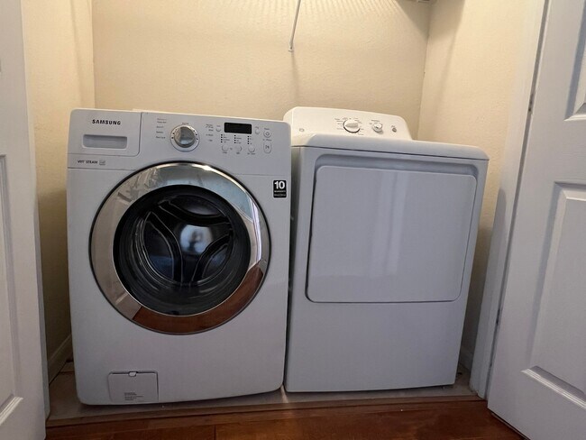 Building Photo - 12707 Boheme Dr