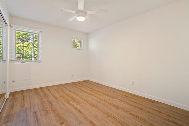 Building Photo - Newly renovated downstairs 1 bedroom 1 bath.