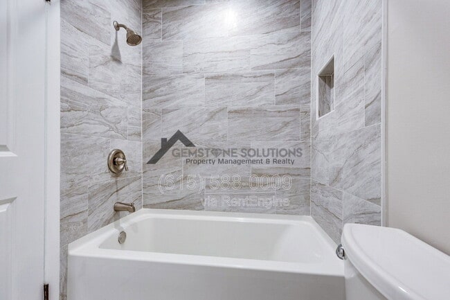 Building Photo - 2004 Granville Rd