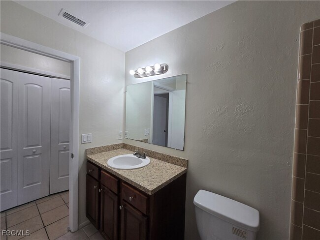 Building Photo - 4803 Triton Ct E